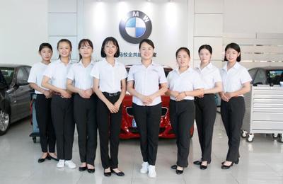 00后女生學汽修 打破性別刻板印象，99%汽車企業青睞的新趨勢